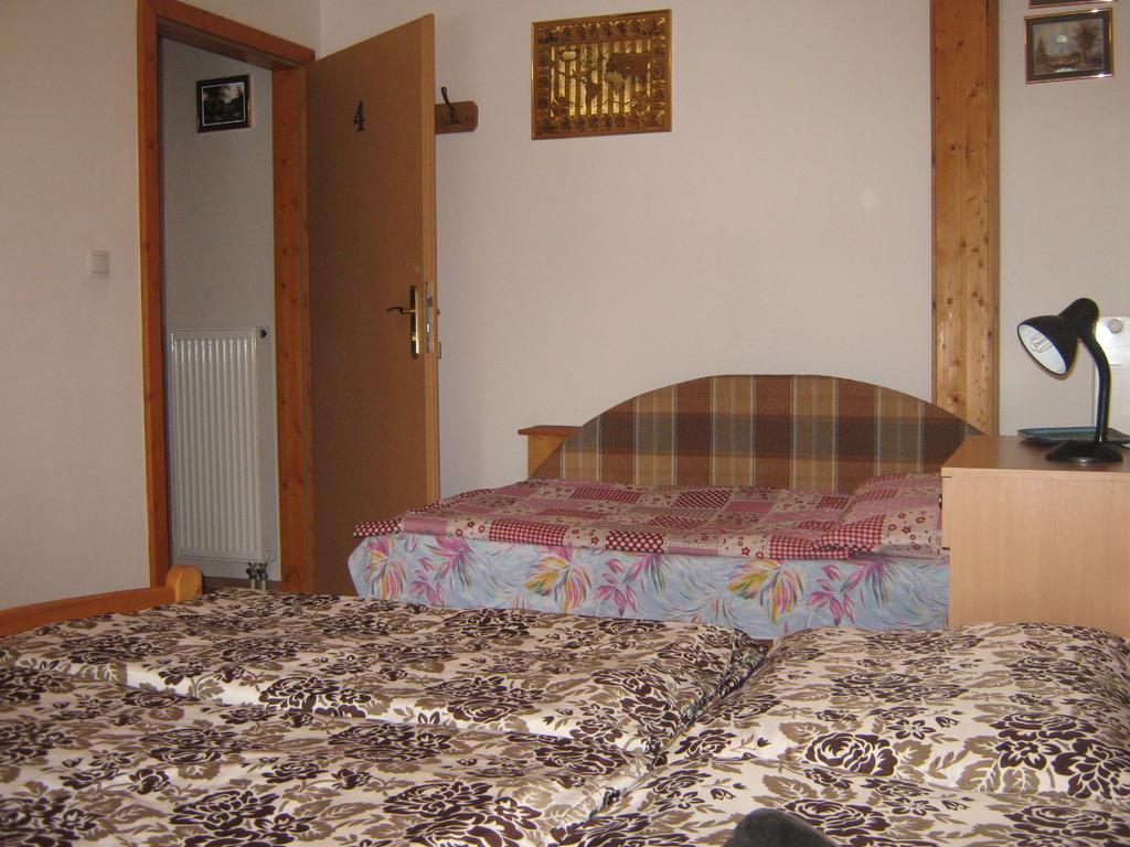 Penzion Pod Dobakom Lazisko Bagian luar foto